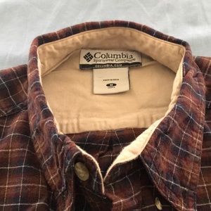 Columbia Light Flannel Button Down